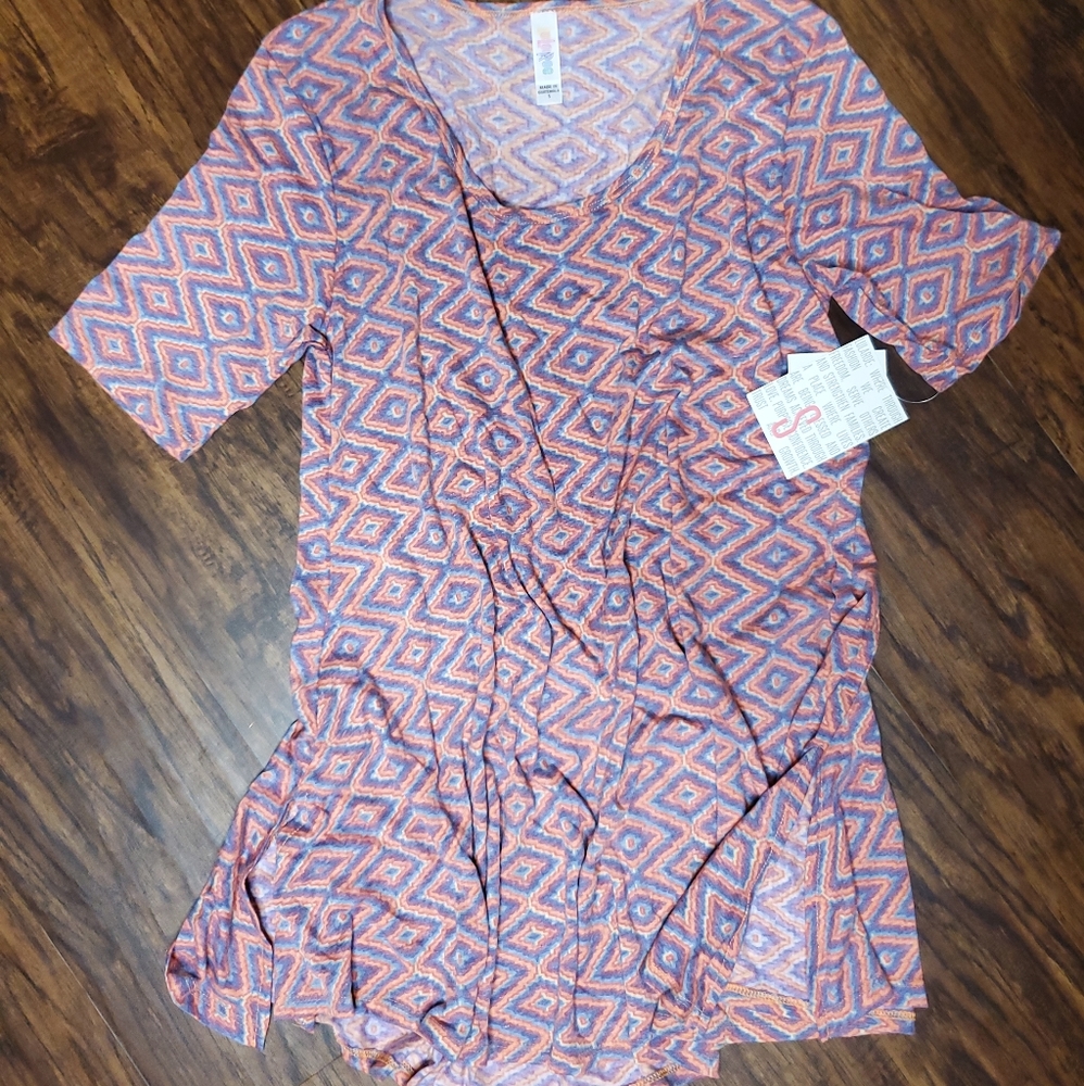 LuLaRoe Perfect Tee
